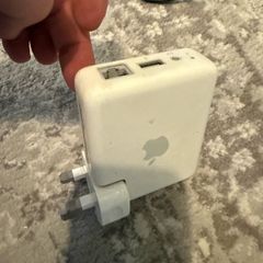 Apple AirPort Express A1264 80211n Generation 1