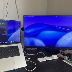 Dell UltraSharp U2415 24 inch 16:10 IPS Monitor + Desk Monitor Arm