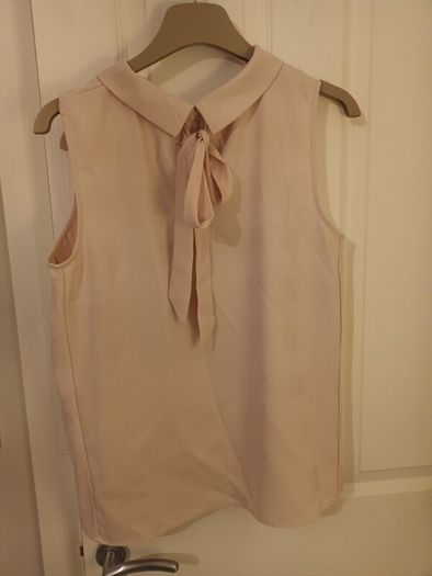 Baby pink halter neck top
