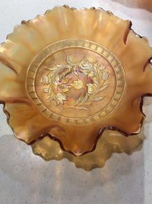Vintage Carnival Glass Dish - Marigold with leaf design in the centre - 21 cm diameter