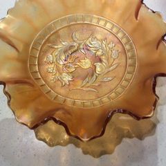 Vintage Carnival Glass Dish - Marigold with leaf design in the centre - 21 cm diameter