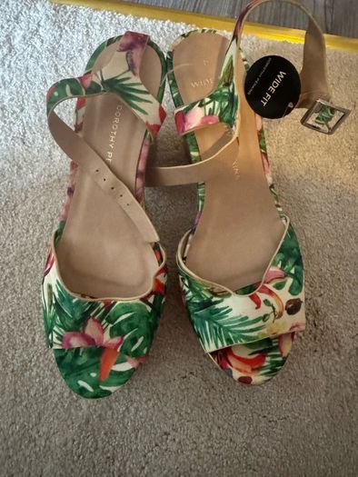ladies shoes