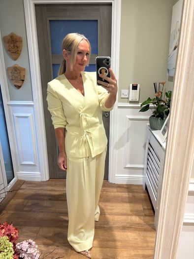 gallery suit