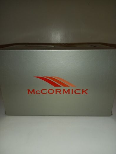 McCormick MTX 175 1.32 scale toy model