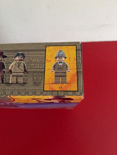lego Indiana jones plane chase 77012