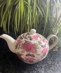 Lovely Tea Pot