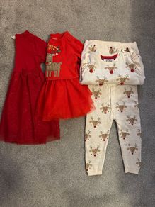 9-12mnts baby girl Christmas clothes bundle