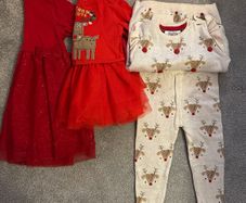 9-12mnts baby girl Christmas clothes bundle