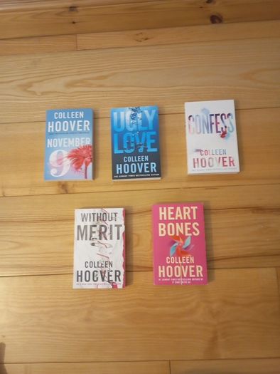 Colleen Hoover