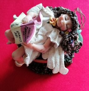 Gardening Angel Figurine "Guide to Gardening"