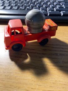 Wells Brimtoy oxygen truck 50s/60s