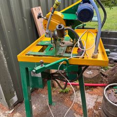 Bandsaw blade sharpener and tooth setter