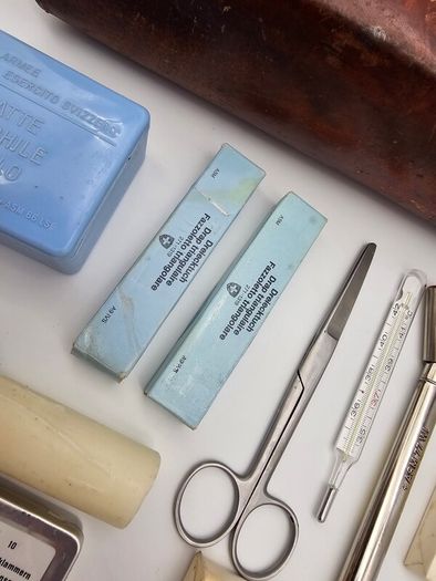 Vintage Swiss Army Medic Bag with Original contents 1991 issued Rare Collectable
