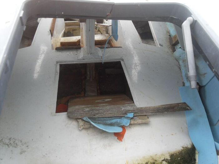 BOAT(FREE) to first person who can take it
