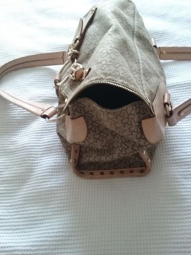 Genuine Dkny Womens Handbag