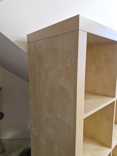 shelving unit
