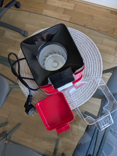 Popcorn Maker Machine