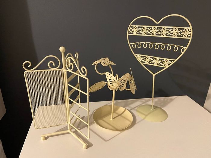 jewellery holders