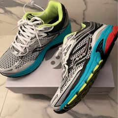 Saucony OmniGrid 9 - 8UK