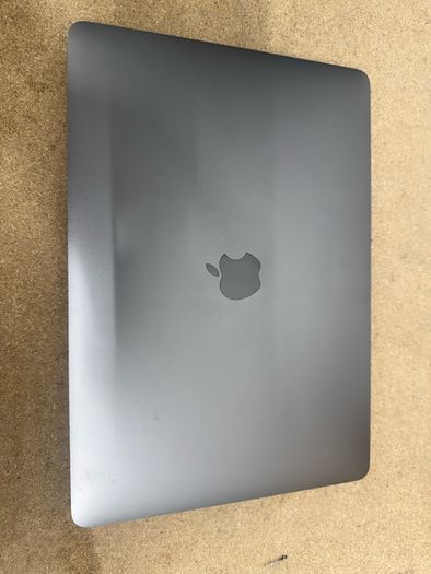 Apple Macbook Pro 13.3"-M2-16GB RAM-500GB SSD-Excellent Condition