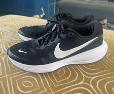 nike womans trainers