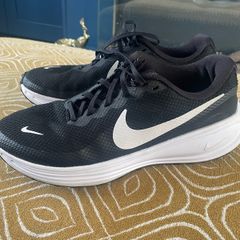 nike womans trainers