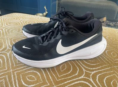 nike womans trainers