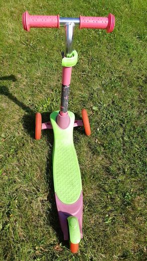 Child's scooter