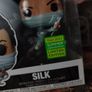 Silk (Jumping) ! Marvel ! 2022 Summer Convention Limited Edition ! Funko POP Figure ! Image 4