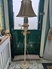 Standing lamp cream colour