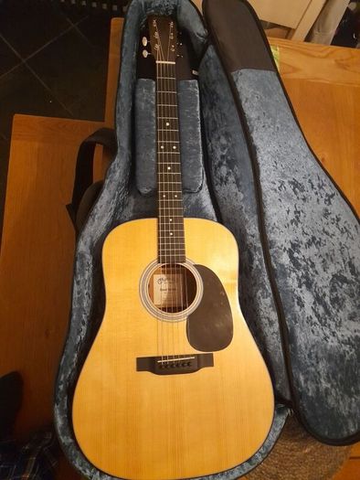 Martin D12 E w/ fishman mx t