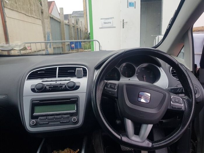 2012 Seat Altea XL 1.6l D auto Damaged Repairable