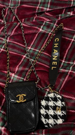 Complementary Shoulder Bag