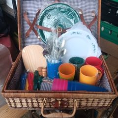 picnic basket