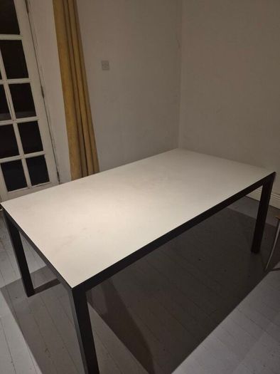 White Tempered Glass Dining Table with 6 Chairs (Metal  Frame)
