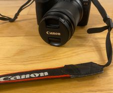 Canon EOS R10 Mirrorless Camera + RF-S 18-150mm IS STM Lens Kit