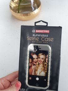 GADGETPRO Illuminating Selfie Case for i-Phone 6  - BNIB