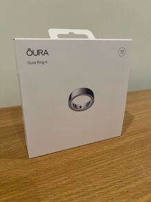 Oura Ring 4 - Silver - Size 11 (Sealed New In Box)