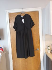 In The Style Petite Black V Neck Dress. S. 18.   B.N.W.T