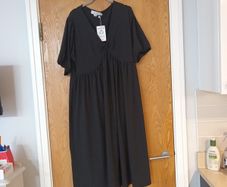 In The Style Petite Black V Neck Dress. S. 18.   B.N.W.T