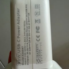 Apple charger (few available)