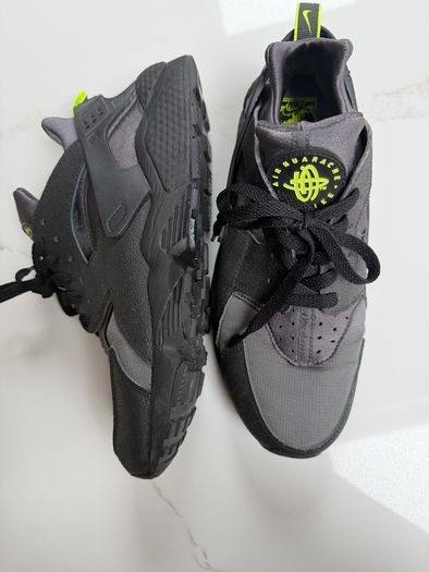 Nike Air Huarache "Black Volt" sneakers 42.5