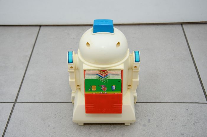 Vintage Toy 1986 Tomy Tomytime Talking Tutor Robot all 50 Cards