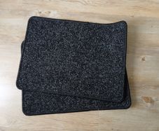 2 x small car mats, new - 33cm x 45cm