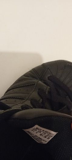 Boys Adidas Trainers UK4