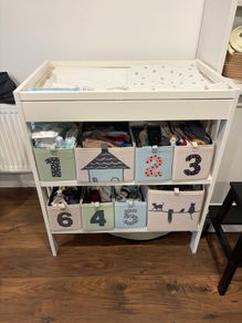 baby changing table