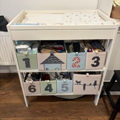 baby changing table