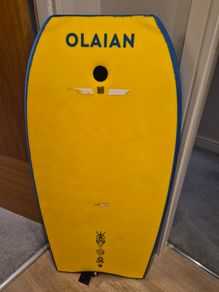 Decathlon OLAIAN 100 Bodyboard (Size 42") , Used Once!