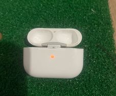 airpods charging case