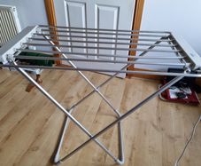 Electric clothes airer